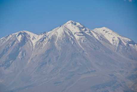 Chachani Climbing 6057 m 2 Days